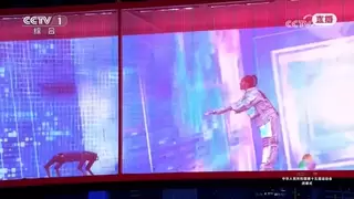 科技艺术融合突破：机器人舞台表演创新