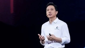 百度AI模型剪裁技术突破 开源模型面临挑战