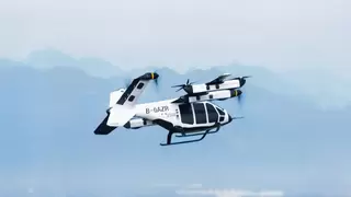 沃飞长空AE200引领低空出行革命，电动垂直起降航空器加速商业化落地