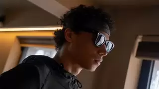 大朋AI眼镜首批售罄开启规模化部署，轻量化智能穿戴迎全球爆发