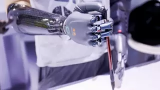 脑机接口技术引领医疗康复新突破，智能仿生手获海外买家热捧