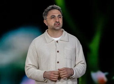 微软AI掌门人警告：表面有意识AI或引发社会危机