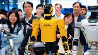 开普勒机器人携K2大黄蜂亮相国际盛会展现人形机器人硬核实力
