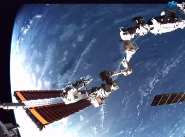 悟空AI大模型助力神舟二十号航天员出舱活动圆满成功