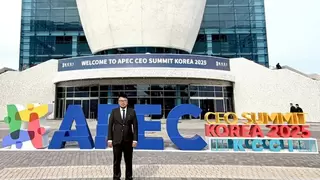 APEC峰会聚焦脑机接口技术创新 中国企业家展现开放合作新姿态