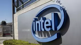 英特尔Q3财报超预期 获200亿美元投资助力转型