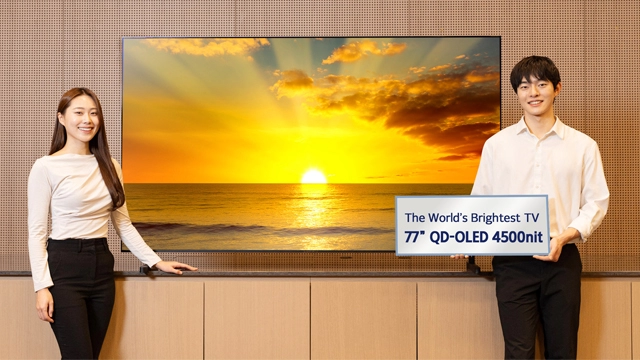 三星推出77英寸QD-OLED电视，峰值亮度高达4500尼特