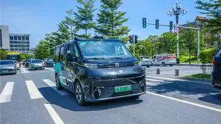 Robotaxi服务十五运，自动驾驶如何融入大湾区城市生活