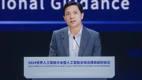 李彦宏：AI时代超级能干应用比超级应用更重要，智能体是最佳发展方向