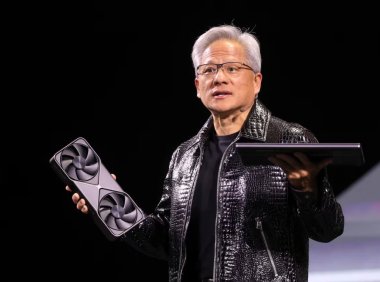 下一代AI芯片全面投产，技术革新提速