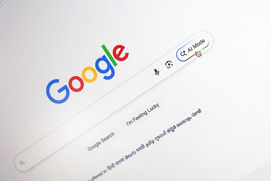 Google 搜索加码 AI 功能，开始测试「无缝切入」对话式 AI